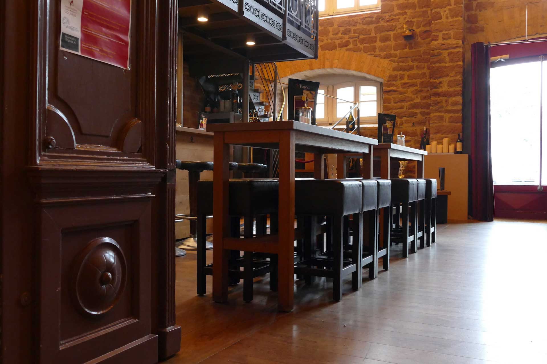 Die Lounge in der cafebar maximilian in Speyer